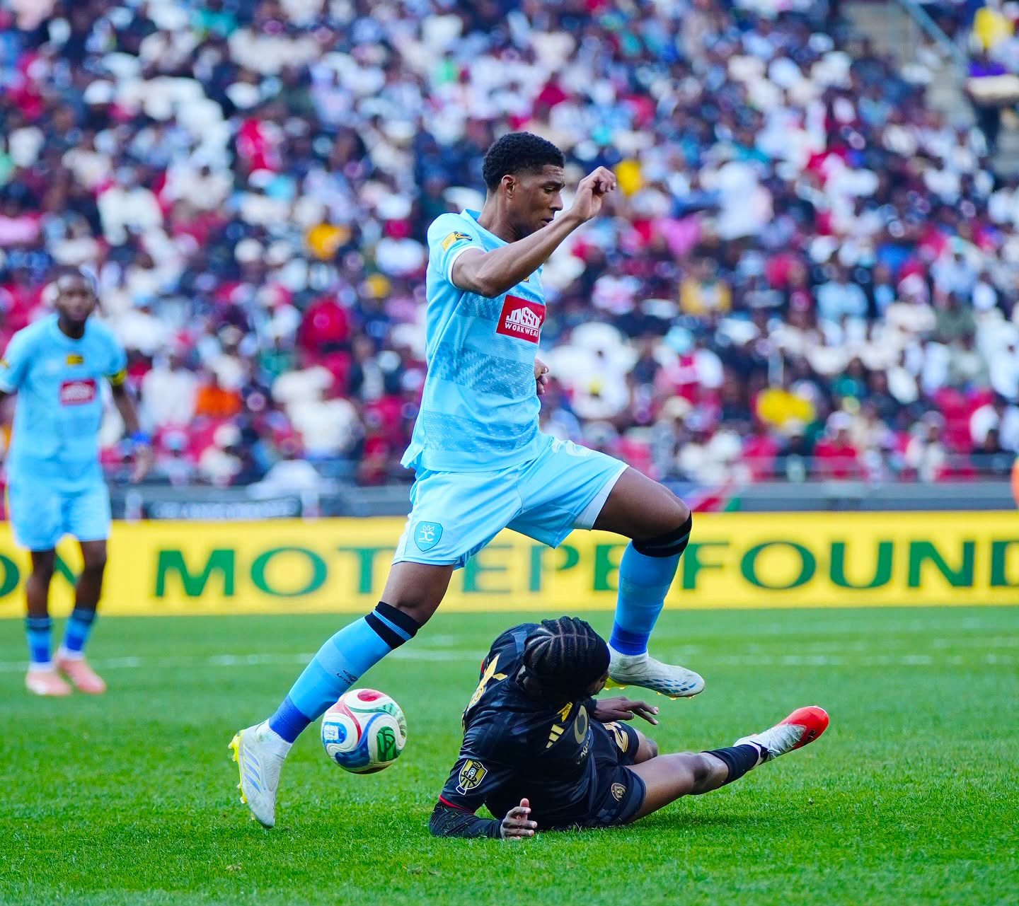 ORLANDO PIRATES 2-1 DURBAN CITY FC – BRAVE CITIZENS SUFFER EXTRA-TIME HEARTBREAK